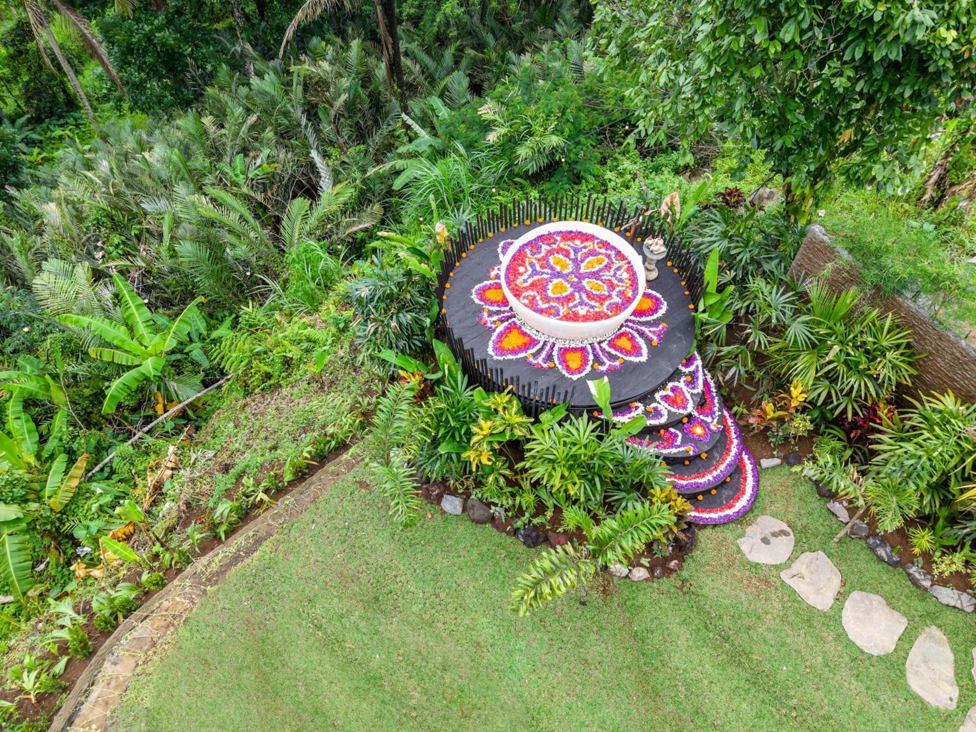 Selat Magic Hills Bali - Magical Eco-Luxury Lodge מראה חיצוני תמונה